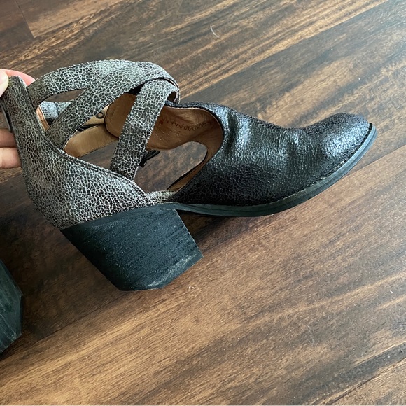 Jeffrey campbell vintage everly mirror booties - Picture 6 of 9